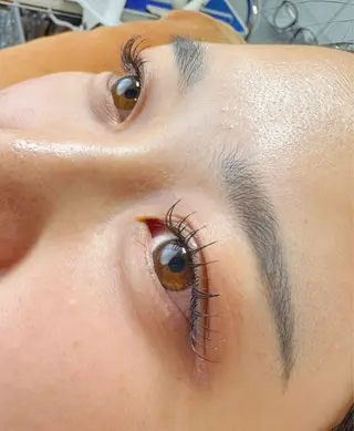 マツエク・マツパ inni hair design works所属・Nomura Syukaのマツエク・マツパデザイン