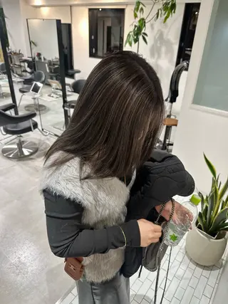 セミロング 木村 華菜のヘアスタイル