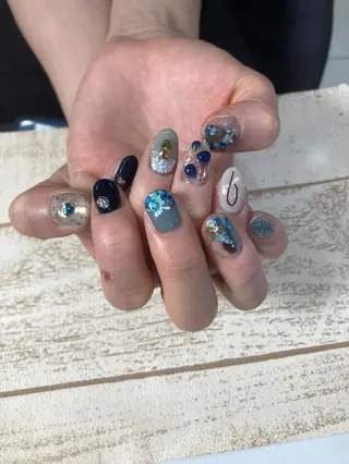 ネイル IWAMOTO Aのネイルデザイン