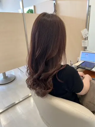 ロング 齋藤 美悠のヘアスタイル