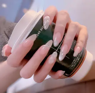 ネイル 佐藤 依娜のネイルデザイン