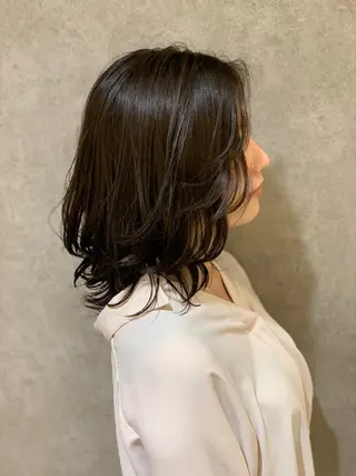 ミディアム Lamp所属・ショート／透明感 カラー加治竜汰💡のヘアスタイル