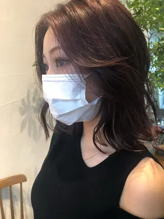 ミディアム カラー LINKIE リンキーのヘアスタイル