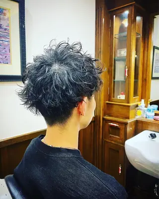 ショート パーマ メンズ ヒロ銀座 バーバーショップ神楽坂所属・ひらお あおとのヘアスタイル