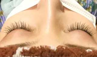 マツエク・マツパ LUXUEUX春日店所属・LUXUEUX春日店 (ルクソー)のネイルデザイン