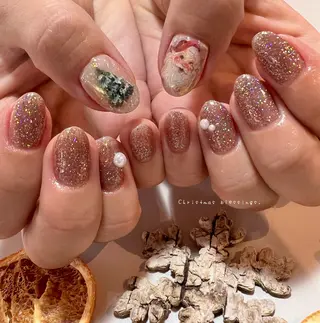 ネイル FIORITURA Maikoのネイルデザイン