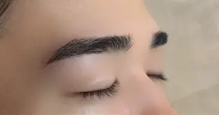 アイブロウ 💛LUNELLA MIKU💛のマツエク・マツパデザイン