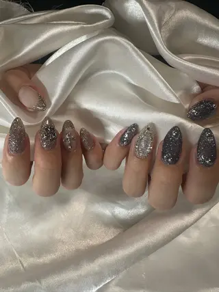 ネイル Moon  Nail /栄　大須のネイルデザイン