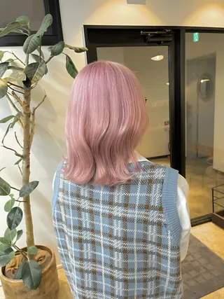 ミディアム カラー ハイトーンカラ ー/小川のヘアスタイル