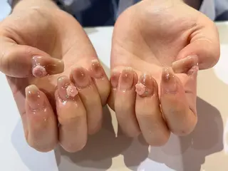 Nanami 🌛のネイルデザイン