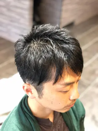 ショート メンズ 吉村 周馬のヘアスタイル