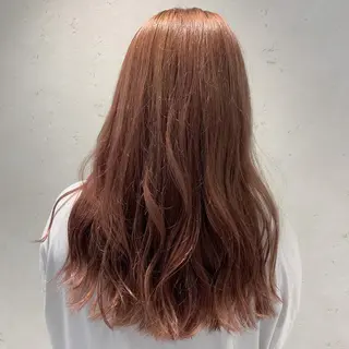 ロング カラー 外山 実咲のヘアスタイル