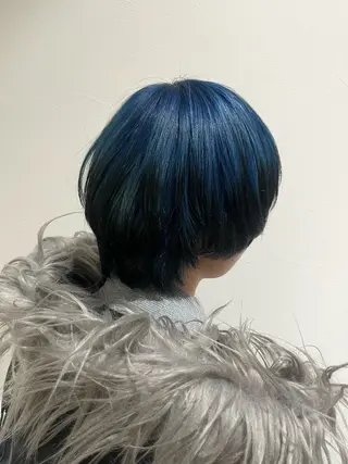 ショート カラー 原口 桃歌のヘアスタイル