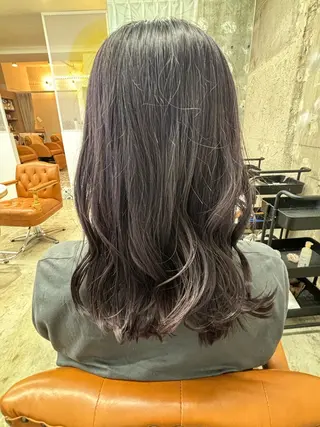 セミロング カラー 上田 結花のヘアスタイル