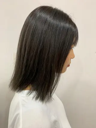 ミディアム カラー 脱白髪染め美容師 竹内涼乃のヘアスタイル