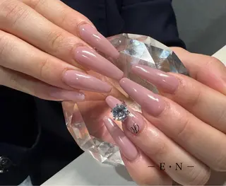 ロング E・N(エン)所属・E・N(エン) eyelashのマツエク・マツパデザイン