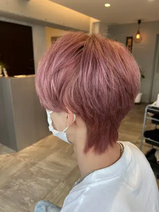 カラー メンズ 安田 菜摘のヘアスタイル
