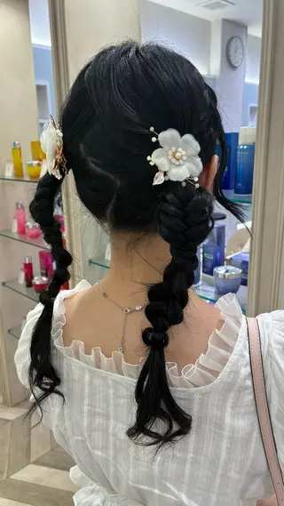 セミロング ヘアアレンジ ハイトーン/韓国ヘア senaのヘアスタイル