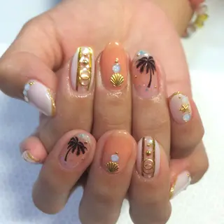 ネイル VIOLUS所属・VIOLUS 関目のネイルデザイン