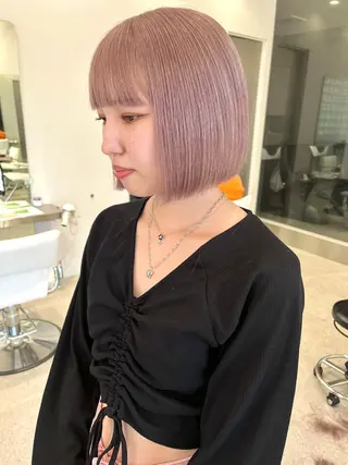 ミディアム カラー iLi所属・iLi 《イリ》のヘアスタイル