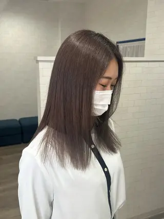 セミロング カラー CHEMIR所属・安田 萌菜のヘアスタイル