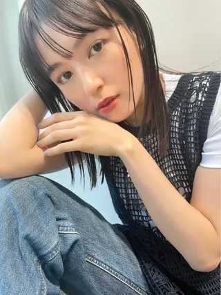 セミロング 結べるレイヤーボブ くびれLady表参道のヘアスタイル