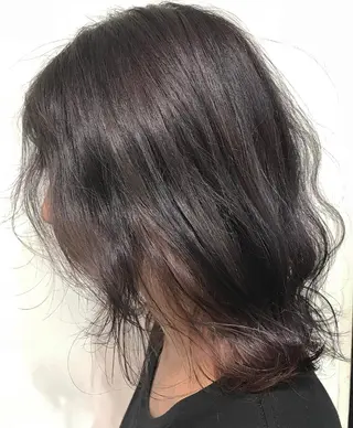 ミディアム カラー レイヤー/顔周り /AKARIのヘアスタイル