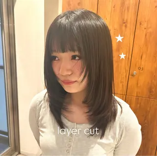 ミディアム レイヤー🎀透明感 カラー|ワンホンのヘアスタイル