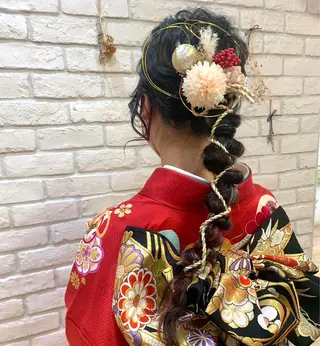 ロング ヘアアレンジ 髪質改善🌱 高橋みなみのヘアスタイル