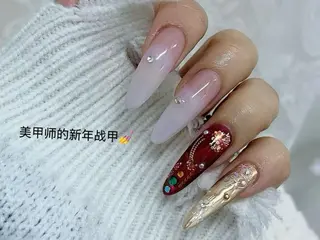 ネイル 佐藤 依娜のネイルデザイン