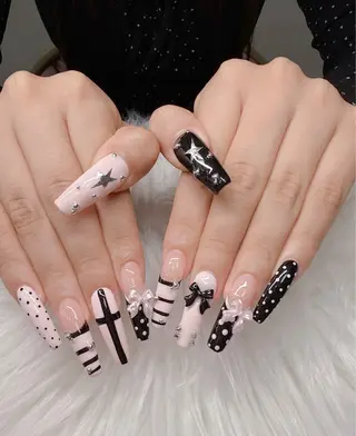 ネイル Lee Nailsのネイルデザイン