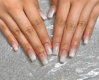 ネイル VIERU 🌈🎀💖のネイルデザイン