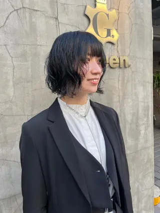 ショート パーマ ラフィスヘアー オウスケのヘアスタイル