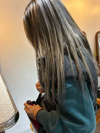 ミディアム カラー ヘアアレンジ Opus🐕kato Mizuki🐕のヘアスタイル