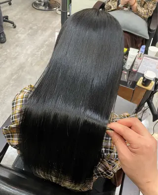 ロング カラー RIKU 髪質改善/縮毛矯正のヘアスタイル