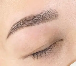 アイブロウ まつ毛パーマと眉毛の専門店BROW+新越谷店所属・BROW+新越谷店 nanamiのマツエク・マツパデザイン