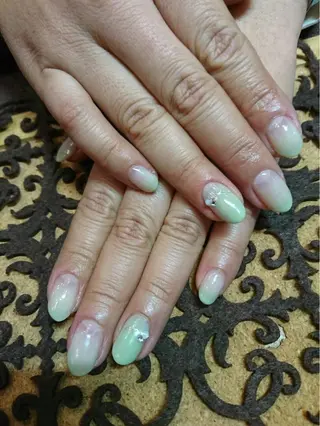 ネイル センター南 eclatのネイルデザイン