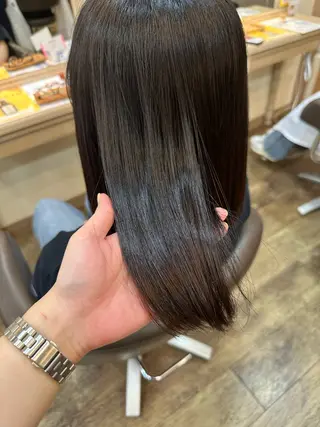 ミディアム 杉田 花乃のヘアスタイル