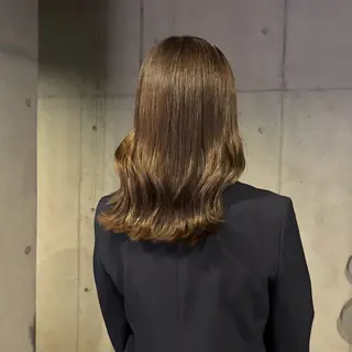 ミディアム カラー 〖❁田尻千尋| LEONID❁〗のヘアスタイル