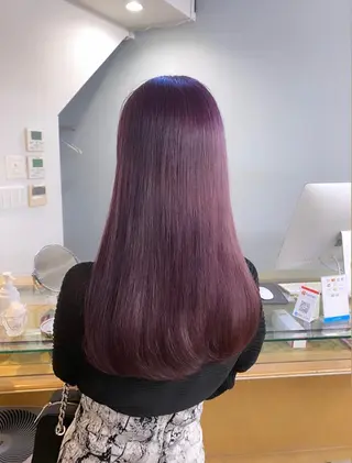 ロング カラー パーマ ヘアアレンジ メンズ キッズ ネイル マツエク・マツパ アイブロウ 暖色系/透明感 治野心のヘアスタイル