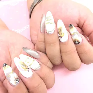 ネイル ユリシスネイル 担当近藤のネイルデザイン