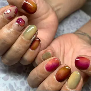 ネイル SERIA& Be more...のネイルデザイン