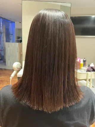 ミディアム 頭から整える美容師 松田のヘアスタイル