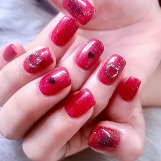 ネイル NOIROUGE所属・NOI ROUGEのネイルデザイン