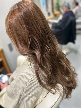 ロング カラー 北岡 樹穂のヘアスタイル