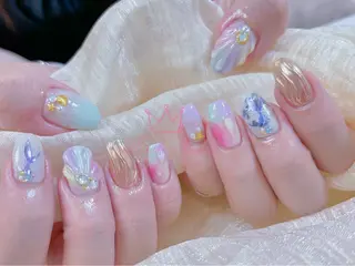 ネイル ネイルサロンエクラ 🫧Shizukaのネイルデザイン