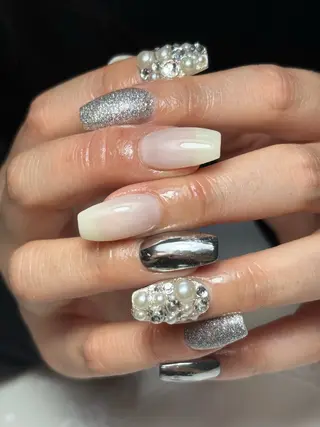 ネイル ✴︎ Delightのネイルデザイン