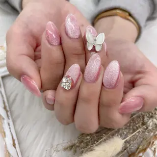 ネイル 🦋ネイルサロン ブラン🌈ゆりのネイルデザイン