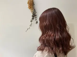 ミディアム カラー ベージュ指名No1 加賀詩織のヘアスタイル