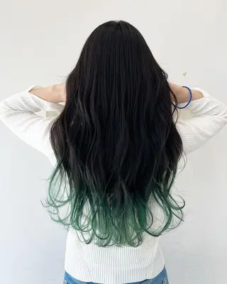 セミロング 公式 Ease by amble luxeのヘアスタイル